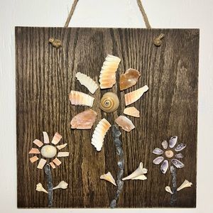 SeaShell Flower Coastal Theme Beach Decor Wall Hanging Shell Art